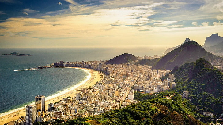 horyzont, ocean, turystyka, Ameryka Południowa, Wybrzeże, Rio de Janeiro, Copacabana, Chmura, Cypel, Brazylia, Wybrzeże, morze, miasto, chmury, niebo, drapacz chmur, plaża, Tapety HD