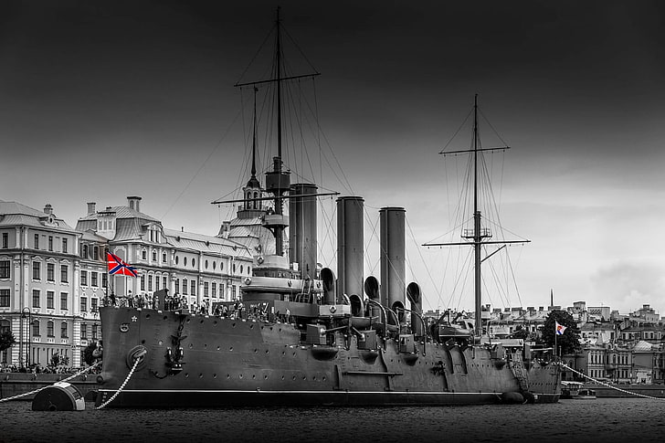 grayscale photo of ship, military, selective coloring, ship, vehicle, Russian, Aurora, cruiser, St. Petersburg, HD wallpaper