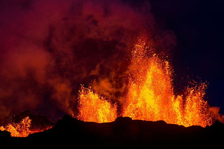 براكين ، باراربونجا ، ثوران بركاني ، أيسلندا ، حمم بركانية ، طبيعة ، ليل ، دخان ، بركان، خلفية HD
