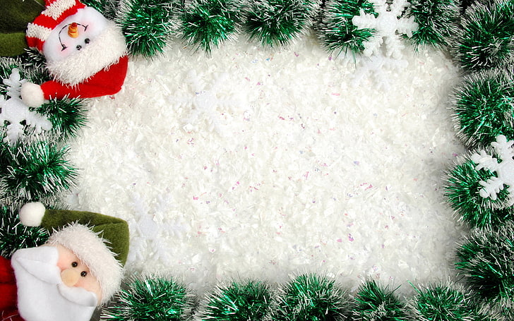 green and white snowman wreath, snowflakes, holiday, new year, Christmas, frame, snowman, Santa Claus, garland, tinsel, HD wallpaper