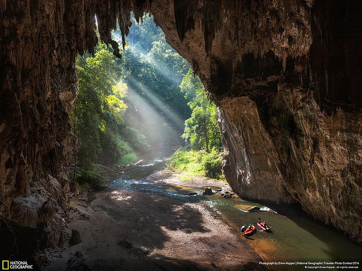 Tham Lod Cave-National Geographic Wallpaper, two red kayaks, HD wallpaper