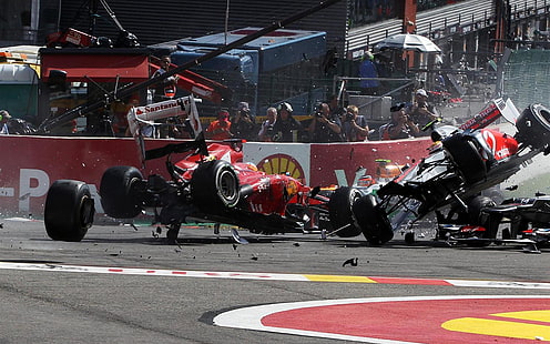Accidente de Fórmula 1 F1 Race Car Crash HD, dos dragsters rojos y negros, autos, autos, carreras, f1, uno, fórmula, choque, accidente, Fondo de pantalla HD HD wallpaper