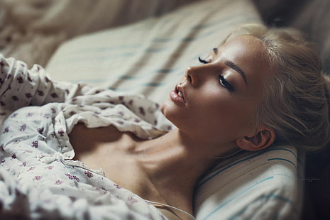 Dmitry Borisov, wanita, berambut pirang, berbaring, wanita di dalam ruangan, Katerina Shiryaeva, Wallpaper HD HD wallpaper