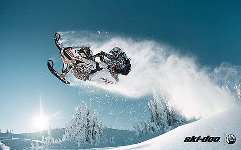 weiß und orange ski-doo schneemobil wallpaper, wald, schnee, sprung, sport, schneemobil, freeride, ski-doo, brp, skidoo, 137, HD-Hintergrundbild HD wallpaper