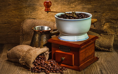 تصوير طاحونة القهوة البيضاء والبنية ، القهوة ، مطحنة القهوة ، الحبوب، خلفية HD HD wallpaper