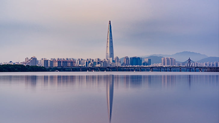 Edificio alto blanco, panorama, rascacielos, Seúl, Corea del Sur, Fondo de pantalla HD
