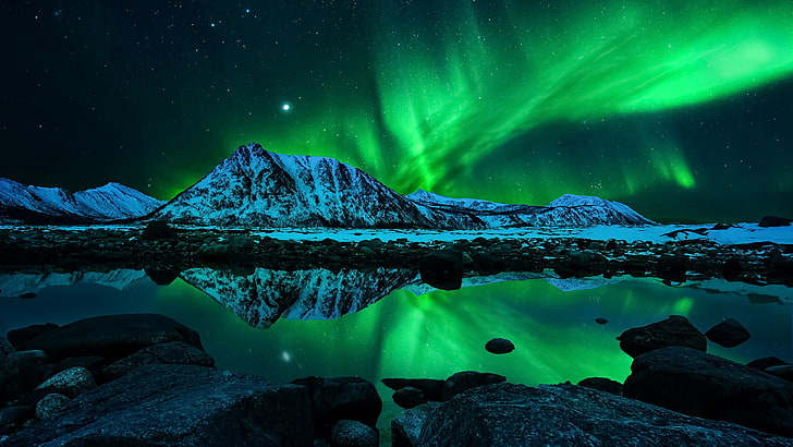paysage, nuit, montagne, nuit étoilée, veilleuses, ciel nocturne, Norvège, aurores boréales, Lofoten, lumières polaires, nature, cosmos, étoiles, eau, arctique, ciel, phénomène, aurores boréales, aurore, Fond d'écran HD