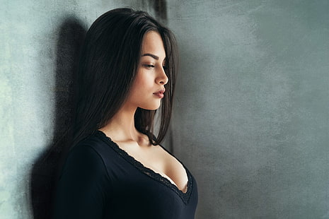 المرأة ، صورة ، شعر أسود ، جدار ، انشقاق، خلفية HD HD wallpaper