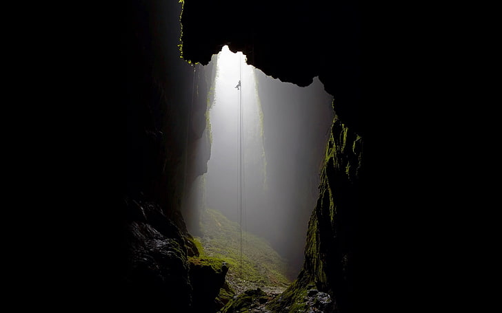 green and black cave, surface, rock, darkness, height, moss, depth, cave, size, rope, dampness, caver, HD wallpaper