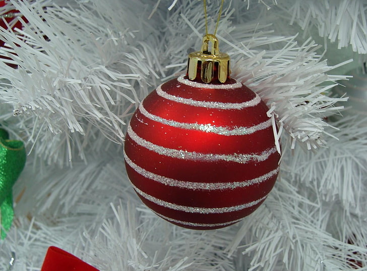 red and gray striped Christmas bauble, christmas decorations, ball, branch, close-up, HD wallpaper
