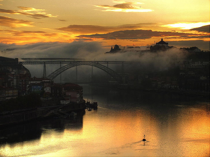 graue Brücke, Brücke, Porto, Portugal, Stadtbild, Wasser, Sonnenlicht, Himmel, HD-Hintergrundbild