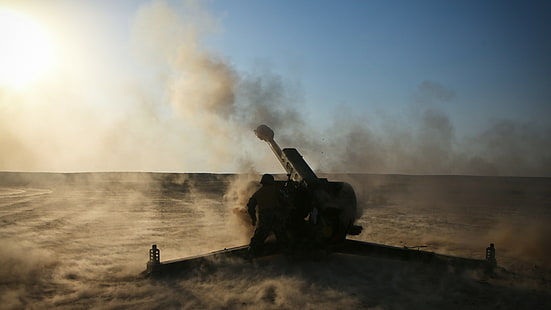 black canon on grey field, D-30, howitzer, 2A18, 122-mm, artillery, weapon, firing, desert, sand, HD wallpaper HD wallpaper