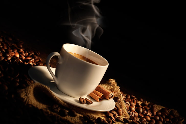 xícara de cerâmica branca, café, palitos, xícara, canela, saco, grãos de café, aroma, lâmina, ombro, fragrância, paus de canela, HD papel de parede