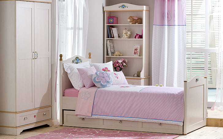 Розовая спальня, белая деревянная кровать с розовым покрывалом, фотография, 2560x1600, спальня, полка, дизайн интерьера, шкаф, HD обои