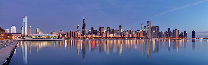 skyline снимка на град, град, Чикаго, Илинойс, САЩ, отражение, множество дисплеи, двойни монитори, HD тапет