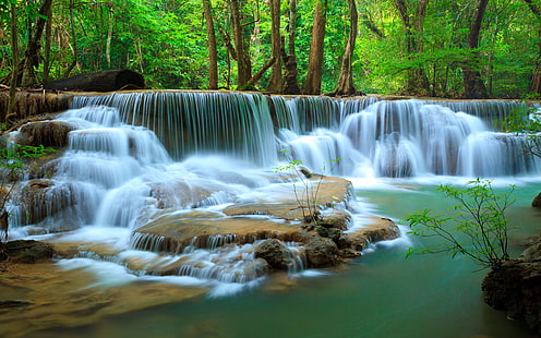 Глубоко в джунглях лесной водопад Канчанабури Таиланд фото обои скачать на телефон и планшет 3840 × 2400, HD обои HD wallpaper