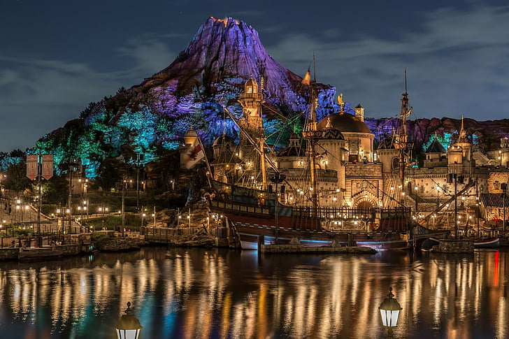 Man Made, Tokyo DisneySea, Colors, Disneysea, Light, Night, Reflection, Ship, Theme Park, Tokyo, Volcano, HD wallpaper