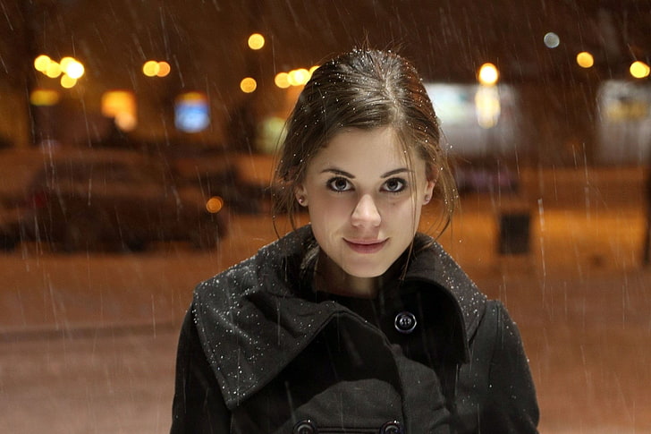 Adults, Little Caprice, Brown Eyes, Brown Hair, Coat, Night, Smile, Snow, Winter, HD wallpaper