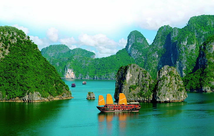Basura, Bahía de Ha Long, Vietnam, velero, silueta, puesta de sol, Fondo de  pantalla HD | Wallpaperbetter