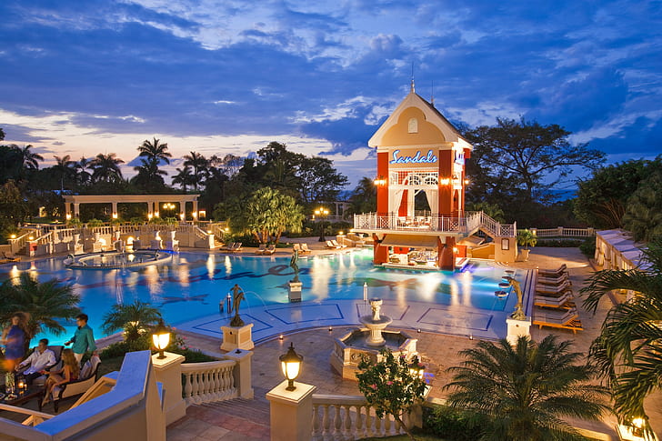 ocean, swimming pool, green palm tree, evening, palm trees, swimming pool, luxury, ocean, exotic mood, HD wallpaper