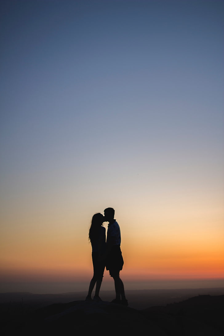 couple, silhouettes, kiss, love, HD wallpaper