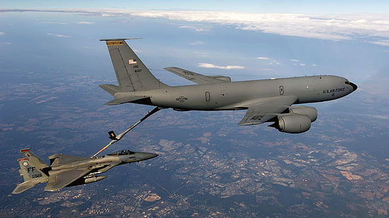 สกู๊ตเตอร์สีเทาและสีดำเครื่องบินทหารเครื่องบินท้องฟ้าเครื่องบินไอพ่น F15 Eagle โบอิ้ง KC-135 Stratotanker ทหารเครื่องบิน, วอลล์เปเปอร์ HD HD wallpaper