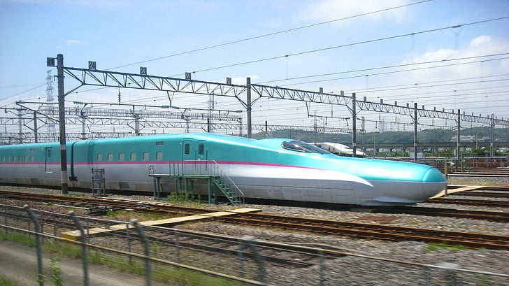 Red High Speed Train Red Bullet Train Motors Trains High Speed Train Hd Wallpaper Wallpaperbetter