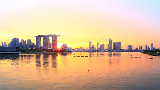シンガポールサンセット観覧車サンセットオーシャンHD、海、日没、建物、都市景観、ホイール、観覧、シンガポール、 HDデスクトップの壁紙 HD wallpaper