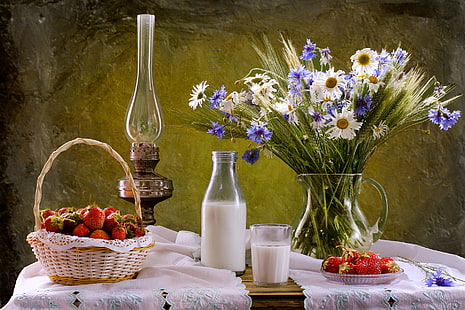 bodegón, comida, fresas, flores, leche, fruta, Fondo de pantalla HD HD wallpaper
