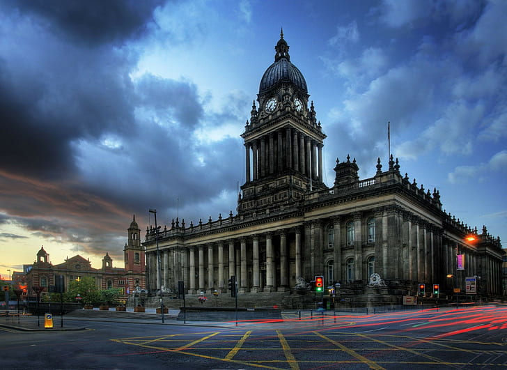 architecture, building, City Hall, clock tower, clouds, Column, England, Leeds, Light Trails, Lights, Long Exposure, Old Building, stairs, tower, Town Square, UK, HD wallpaper