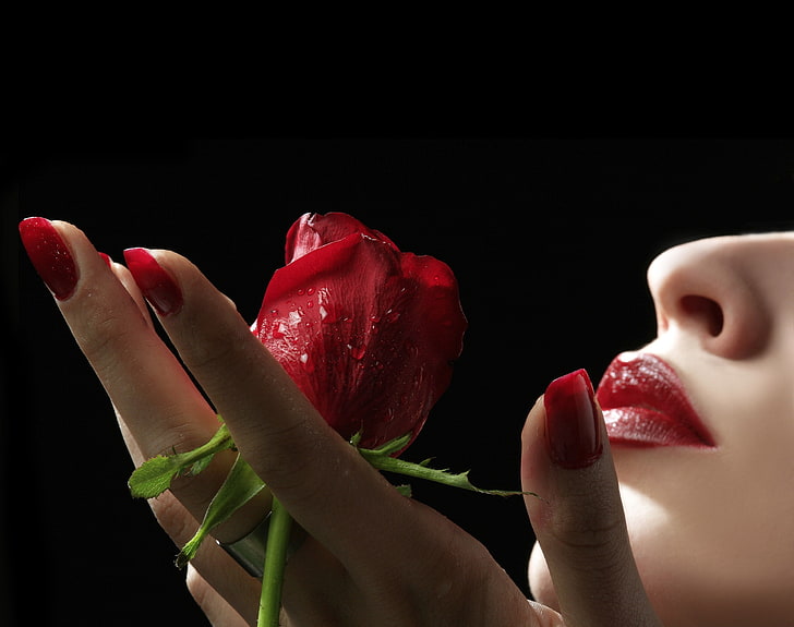 ローズ＆リップス、赤いバラの花、女の子、ローズ、唇、赤、美しい、ホット、 HDデスクトップの壁紙