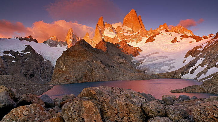 vattendrag mitt i klippformationer, natur, landskap, berg, snö, sten, Chile, Sydamerika, solnedgång, moln, vatten, sjö, HD tapet