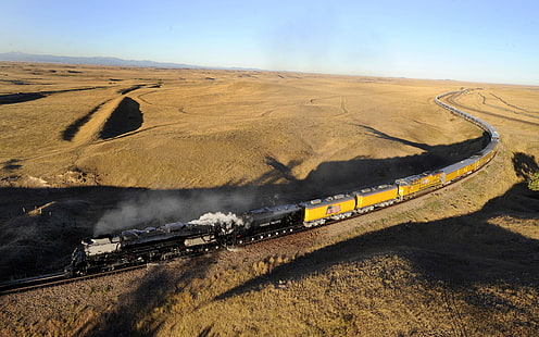 желтый и черный поезд в пустыне, поезд, паровоз, тепловоз, транспорт, пейзаж, HD обои HD wallpaper