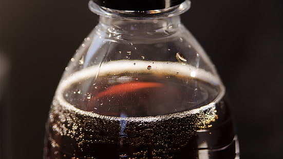 botella de vidrio transparente, Pepsi, Coca-Cola, gotas de agua, Fondo de pantalla HD HD wallpaper