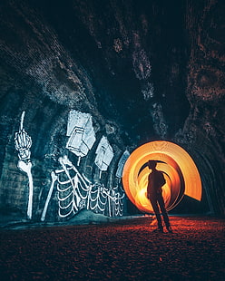 Simon Zhu, underjordisk, graffiti, urban, tunnel, skelett, ljusmålning, urbex, natt, nattlandskap, Kina, HD tapet HD wallpaper