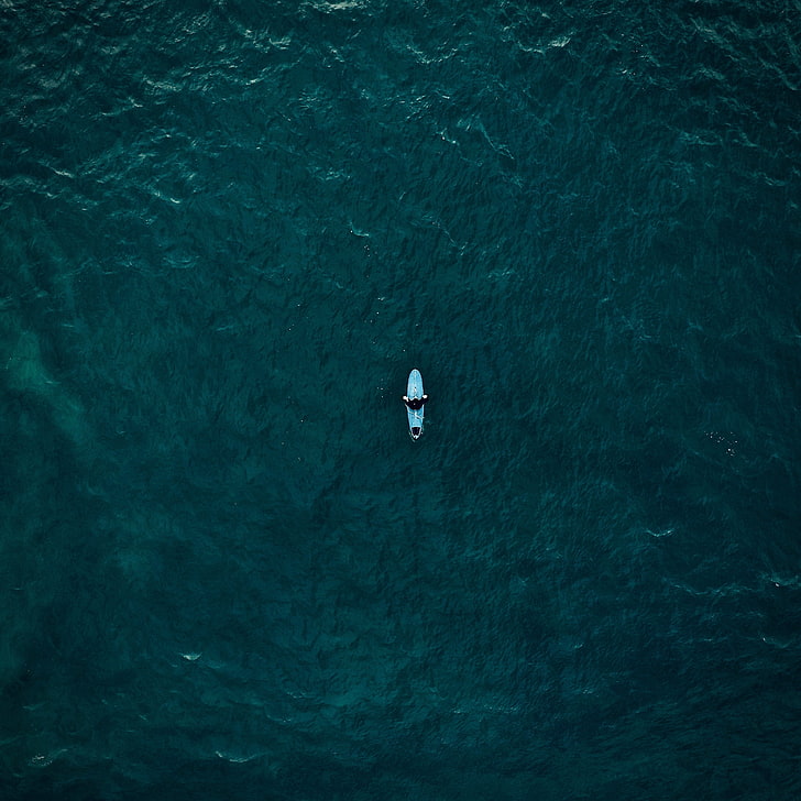 planche de surf blanche, surfeur, surf, vue de dessus, océan, Fond d'écran HD