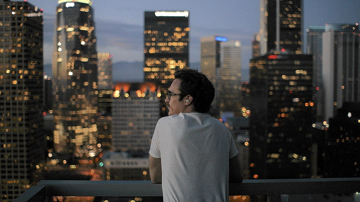 vit t-shirt herr, Joaquin Phoenix, Her (film), HD tapet