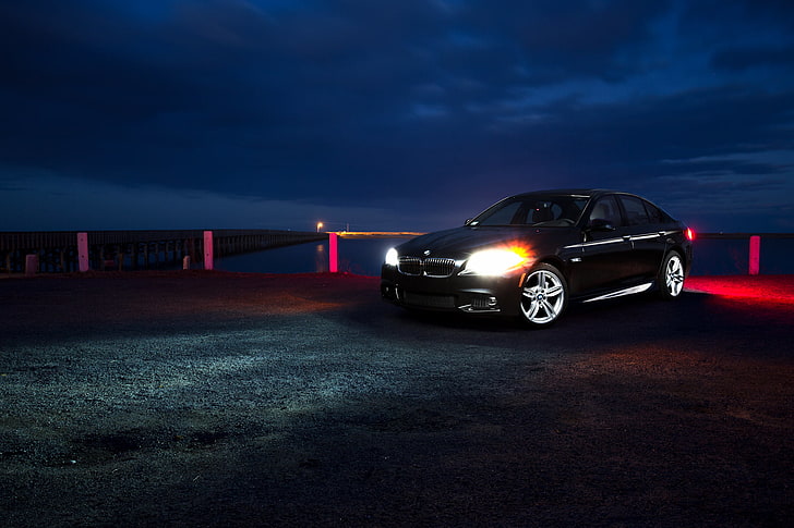 black Skoda sedan, night, glare, shore, BMW, pierce, black, front, F10, 5 Series, HD wallpaper