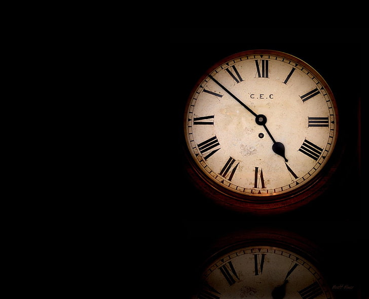 นาฬิกาแขวนกรอบไม้สีน้ำตาลทรงกลมแบบผู้ชายนาฬิกา, วอลล์เปเปอร์ HD