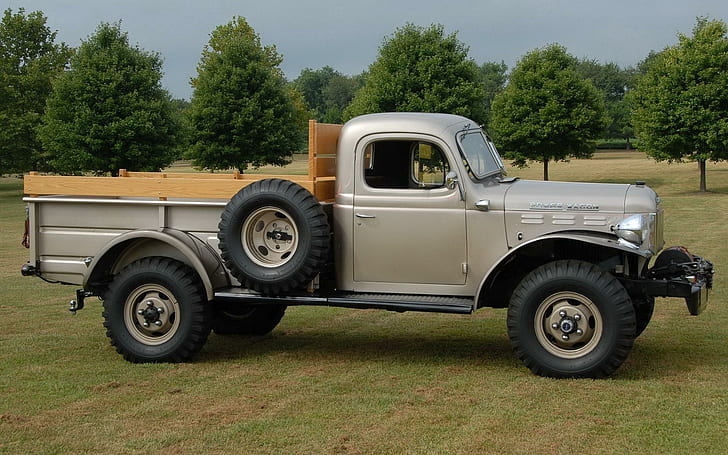 1950 Dodge Power Wagon, srebrny dodge classic truck z palikami, samochody, 1920x1200, dodge, Tapety HD