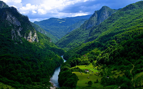 River Tara Durmitor National Park Montenegro View From Air Landscape Hd Wallpaper For Desktop 2560 × 1600, HD tapet HD wallpaper