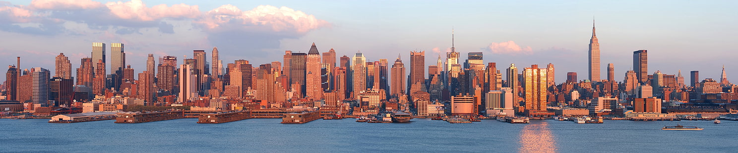 панорамна фотография на мегаполис под пластови облаци, Ню Йорк, троен екран, широкоъгълен, градски пейзаж, Манхатън, пристанище, град, HD тапет HD wallpaper