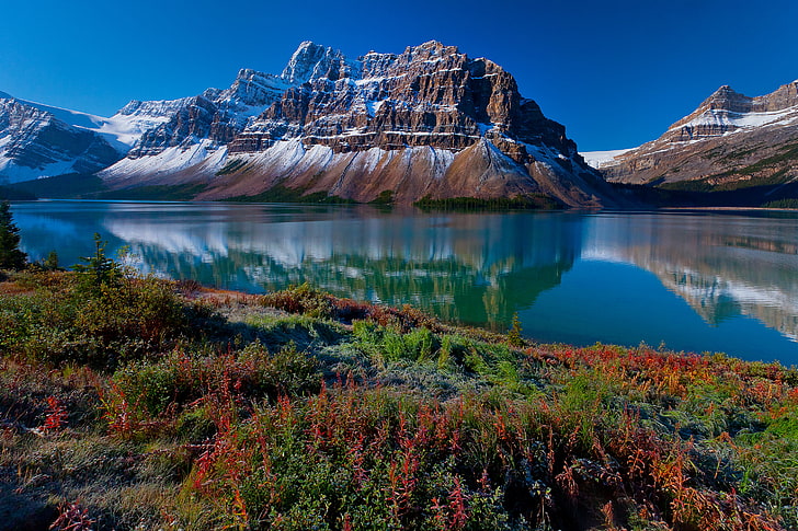 badan air tenang dekat formasi batu, pegunungan, alam, sungai, rumput, pemandangan indah, Wallpaper HD