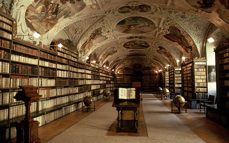 Intérieur de la bibliothèque, livres, bibliothèque, étagères, intérieur, globes, Prague, République tchèque, Klementinum, vintage, old, Fond d'écran HD
