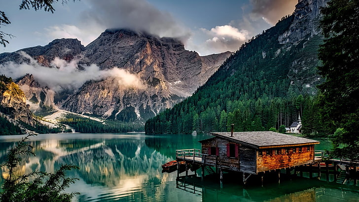 Parque Nacional Banff, Canadá, lago, montañas, paisaje, edificio, Italia, nubes, barco, casa, Fondo de pantalla HD
