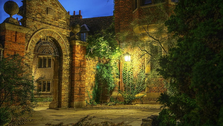 green leaf trees, architecture, old building, trees, nature, bricks, plants, England, UK, cottage, HDR, evening, lights, lamp, lantern, arch, window, gates, tiles, HD wallpaper