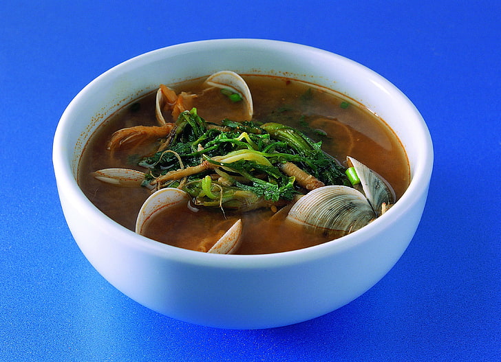 round white bowl, soup, shellfish, seaweed, herbs, HD wallpaper