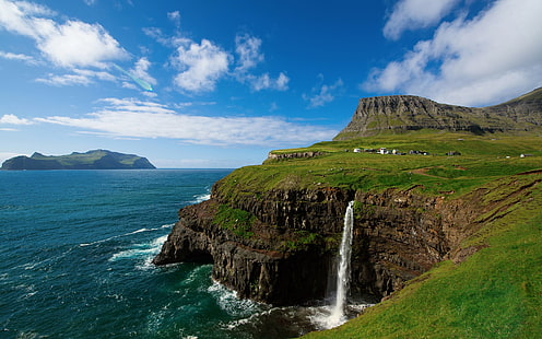Danimarka Krallığı, Faroe Adaları, köy, dağlar, şelaleler, gökyüzü, deniz, mavi, denize yakın şelaleler, İngiltere, Danimarka, Faroe Adaları, köy, dağlar, şelaleler, gökyüzü, deniz, mavi, HD masaüstü duvar kağıdı HD wallpaper