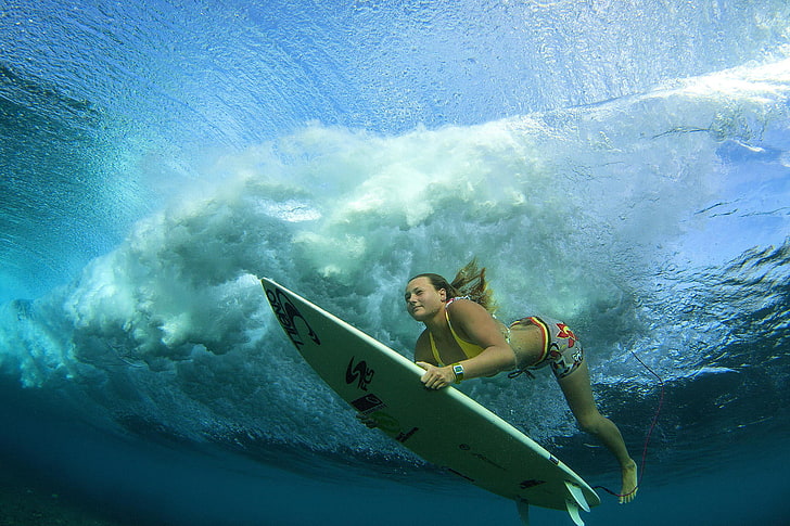biała deska surfingowa, surfing, deska, pod wodą, surfer, Tapety HD