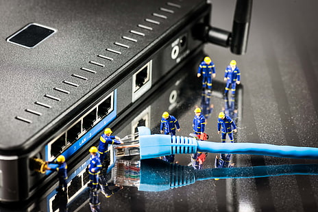 niebieski kabel Ethernet i czarny router bezprzewodowy, połączenie, diagnostyka, rozmycie, kabel, Internet, łącze, dane liczbowe, hi-tech, bokeh, inżynierowie, tapeta., technologia, programiści, sieć, router, Wi-fi, Tapety HD HD wallpaper